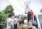 Jelang-Mudik-Polres-Ponorogo-Pasang-Neon-Box-di-Jalur-Rawan-Kecelakaan