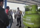 Polres-Blitar-bersama-Pemkab-Sidak-SPBE-Pastikan-Stok-Gas-LPG-3-Kg-Aman-Jelang-Ramadhan