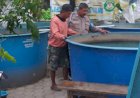 Bhabinkamtibmas-Desa-Betro-Silaturahmi-ke-Warga-Pembudidaya-Ikan-Lele
