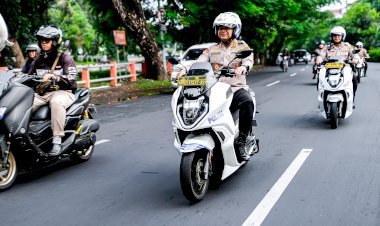 Polrestabes-Surabaya-Luncurkan-Patroli-Houfbereau-Bersinar-Tegaskan-Pelayanan-24-Jam